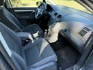 Vw Touran/7 osob/Sam parkuje/ - 14
