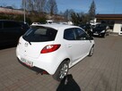 Mazda 2 - 5