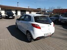 Mazda 2 - 6