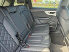 Audi Q7 S line_Matrix_Wentylacja_B&O_Dociągi_Valcona_Pak.Czerń_Virtual_Ambient - 11