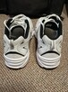 Sprzedam buty New Balance 530 - 6