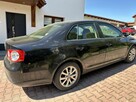 Volkswagen Jetta - 3