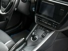 Toyota Auris 1.8_Hybryda_99KM_141 tyś. km - 14