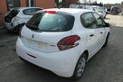 Peugeot 208 - 4