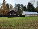 Duza działka z małym domkiem dla miłosników lasów - 10