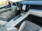 Volvo XC 60 z Gwarancją_Kamera_BLiS_Pół Skóra_Podgrzewane Fotele_HAK - 12