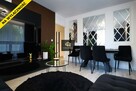 Eleganckie i gustowne mieszkanie w stylu glamour - 12