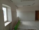 Duży lokal handlowo-usługowy. Parter, 3 wejścia, WC, witryny. - 9