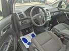 Volkswagen Touran 1,6Mpi* Klimatronik* Mały przebieg - 11