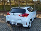Toyota Auris 1.8 Benzyna Hybryda 136km Automat Biała Perła - 11