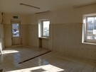 Duży lokal handlowo-usługowy. Parter, 3 wejścia, WC, witryny. - 15