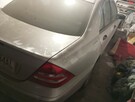 Mercedes 2.2 C klasa po kolizji 2002r. - 6