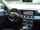 Mercedes E 220 - 13