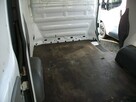 Renault Trafic 2.0 d/ 84 KW - 8