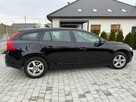 Sprzedam Volvo v60 DIESEL silnik 2D rok 2016,dobrym wyposaż, - 5