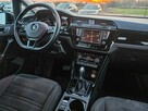 Volkswagen Touran - 16