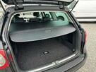 Volkswagen Passat - 11