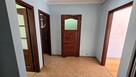 3 pok. mieszkanie z garażem - 12