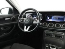 Mercedes E 200 mHEV 4x4 automat full LED półskóra szyberdach navi kamera i czujniki p - 16