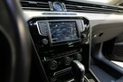 Volkswagen Passat - 13