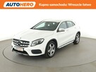 Mercedes GLA 180 full LED navi klima auto skóra/alcantara kamera i czujniki parkowania