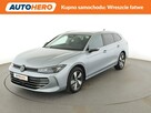 Volkswagen Passat Variant mHEV DSG full LED virtual cocpit navi grzane fotele kamery i czujniki