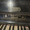 zabytkowe pianino marki Julius Machalet (Berlin) / J.A. Neum - 3