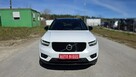 Volvo XC 40 biała perła  R design AWD - 2