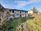 Ładna działka z domem i budynkami gospodarczymi - 5