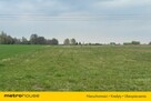 Działka budowlana kształcie kwadratu pow 1 57m². - 3