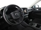 Volvo XC 40 MomentumCore navi kamera tempomat LED - 14