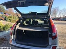 Nissan Almera Tino 1.8 zadbane wnętrze - 8