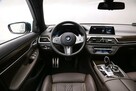 BMW 750 Pakiet sportowy M | Pakiet Business Class  | System rozrywki z tylu - 3