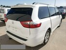 Toyota Sienna 2020,3.5L,LE,na przednie koła, porysowany - 3
