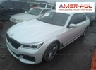 BMW 750 2017, 4.4L, uszkodzony bok - 1