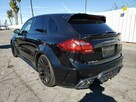 Porsche Cayenne Turbo S, 2011, 4.8L, 4x4, uszkodzony tył - 3