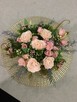 Piękny stroik ze sztucznych kwiatów, wysyłka GRATIS - 2