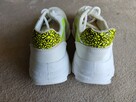 Buty - 2