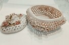 Komplet z porcelany, ręczne wykonanie ażur, róże, kolor ecri - 7
