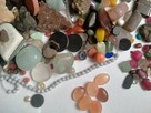 W oferta przedstawia dużą kolekcję kamieni 2011 sztuk kamie - 14
