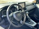 Toyota RAV-4 LE - 7