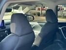 Toyota RAV-4 LE - 8