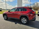 Toyota RAV-4 LE - 2