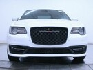 Chrysler inny 2022 300S - 5