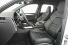 Porsche Cayenne Turbo 2022 V8 - 9