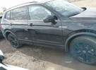 Volkswagen Tiguan R-Line 4Motion - 6