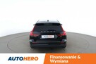 Volvo V60 FV23 2.0B4 MHEV Automat Core Grzana Kanapa Fotele Kamera Asystenci LED - 6