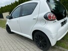 Toyota Aygo Benzyna/Niski przebieg/Klimatyzacja/8 airbag/2 kpl. kół/Podg. fotele - 6