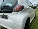 Toyota Aygo Benzyna/Niski przebieg/Klimatyzacja/8 airbag/2 kpl. kół/Podg. fotele - 8