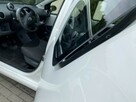 Toyota Aygo Benzyna/Niski przebieg/Klimatyzacja/8 airbag/2 kpl. kół/Podg. fotele - 13